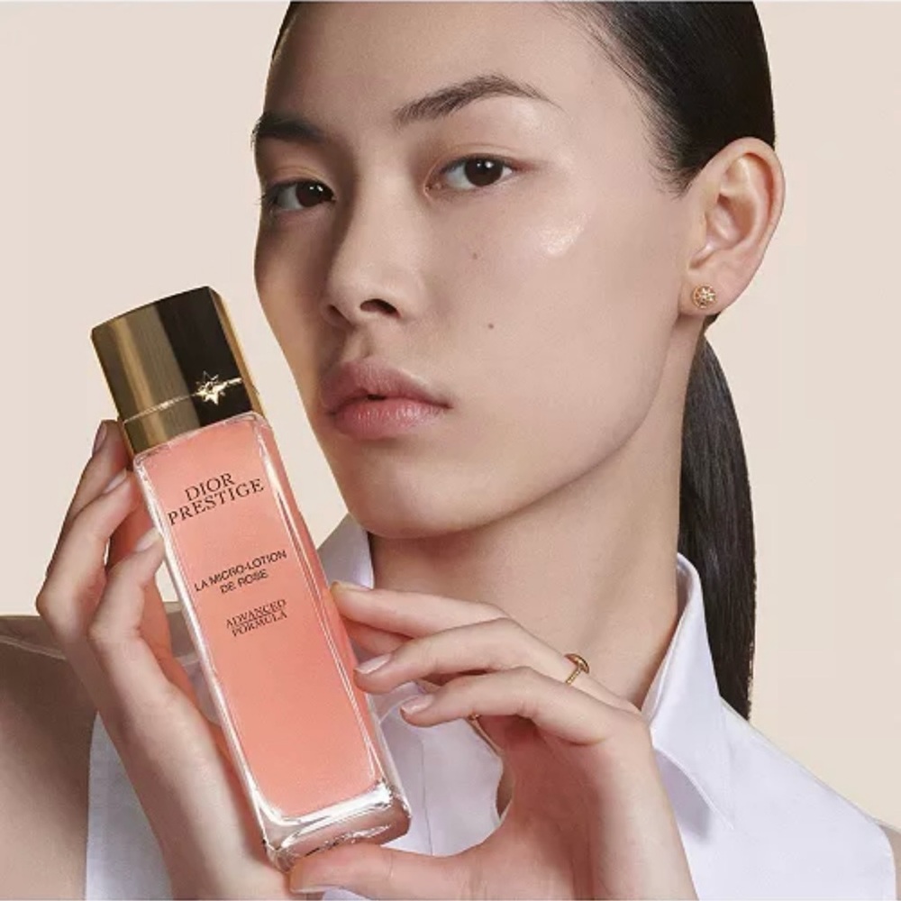 DIOR
Prestige La Micro-Lotion de Rose Advanced Formula, 1 oz